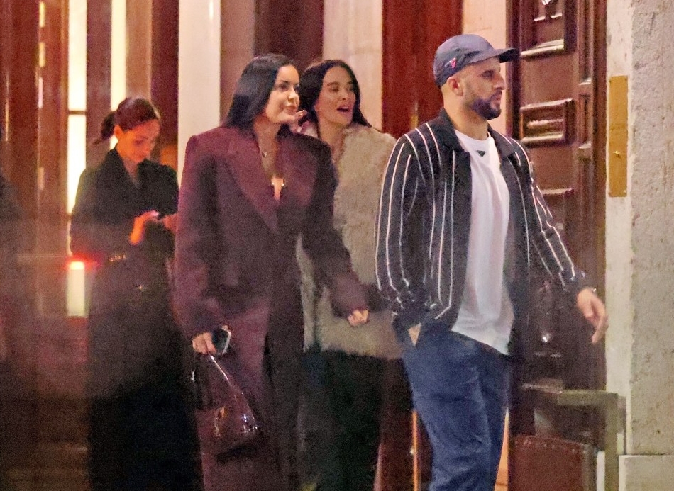 看看审美?太阳报爆料沃克派对对象:两人均为塞尔维亚模特